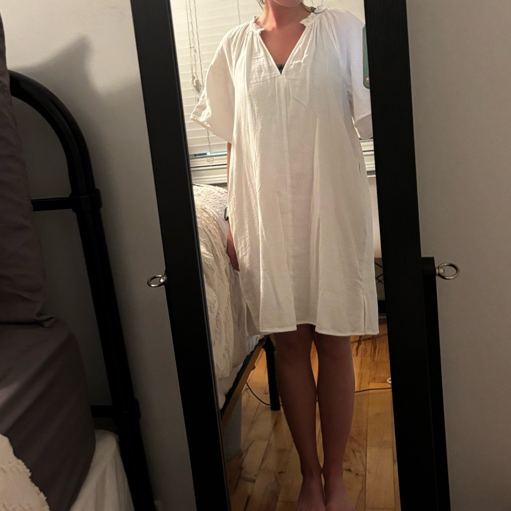 Old Navy Women’s Short Sleeve White dress